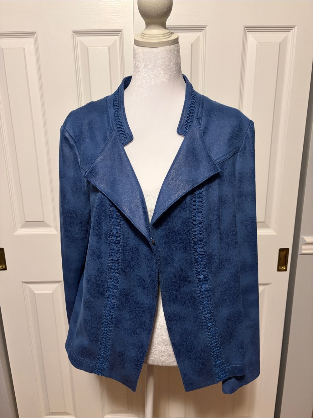 VEX Collection Blue Faux-Leather Jacket- Decorative Stitch- size 14-16 (EU 46)